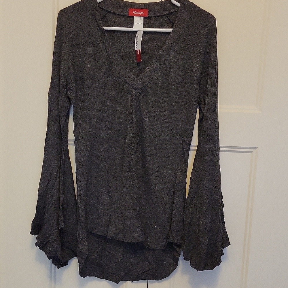 NWT Large Panhandle Junior Stylish Gray Shirt with Flared Sleeves